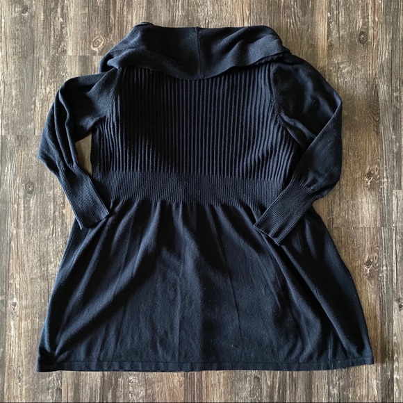 Women’s Basic Black Cardigan - Picture 2 of 2